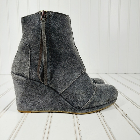 Toms Desert Gray Suede Side Zip Wedge Ankle Booties E197 - Picture 4 of 11